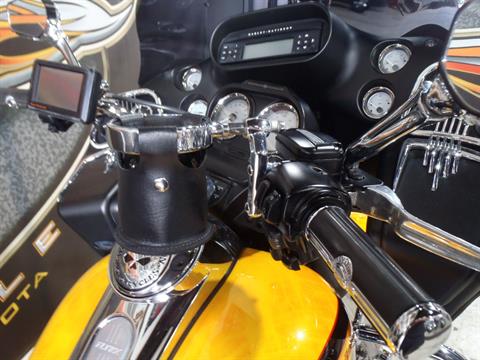 2011 Harley-Davidson Road Glide® Custom in South Saint Paul, Minnesota - Photo 21