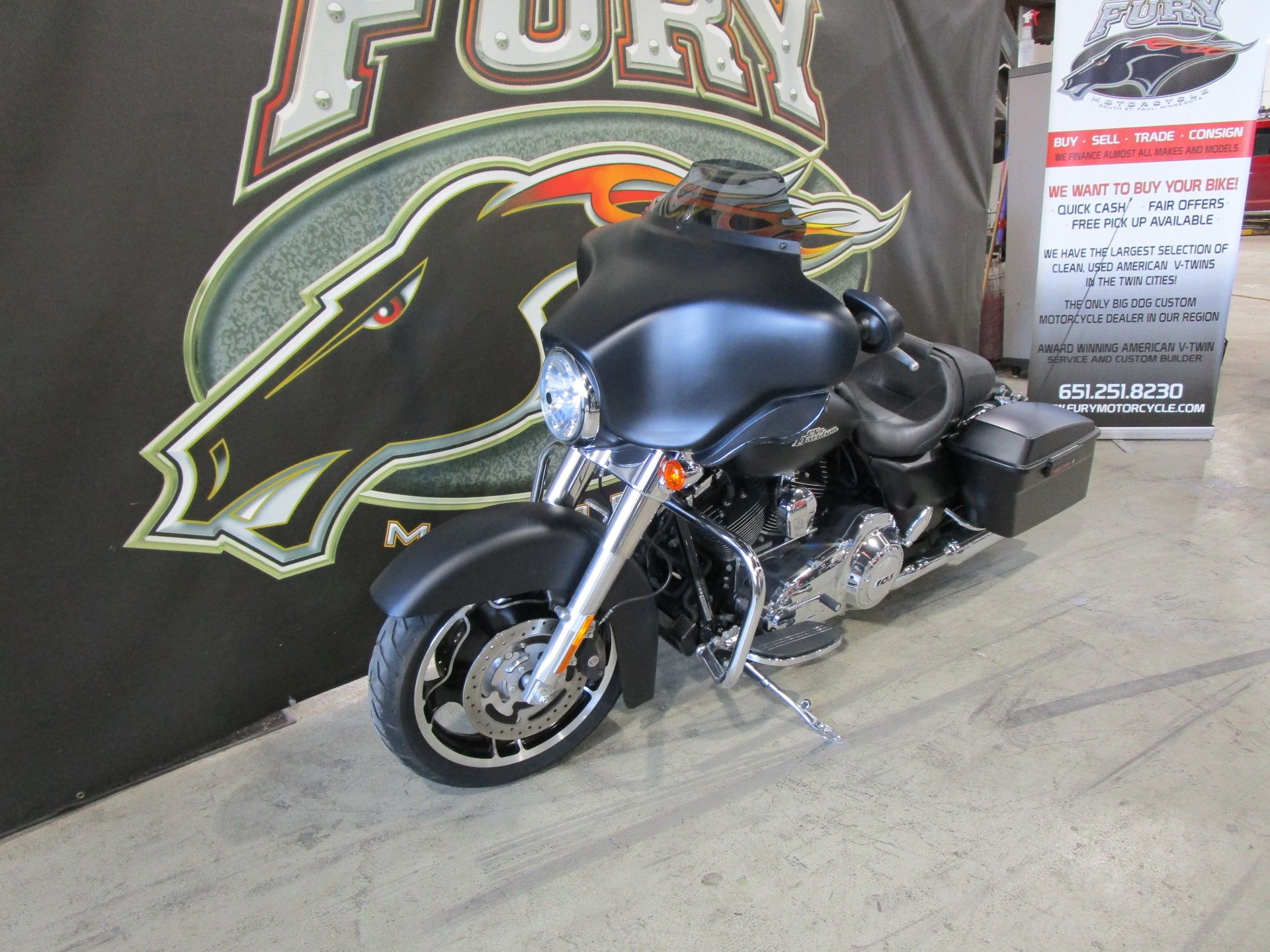 2013 Harley-Davidson Street Glide® in South Saint Paul, Minnesota - Photo 13