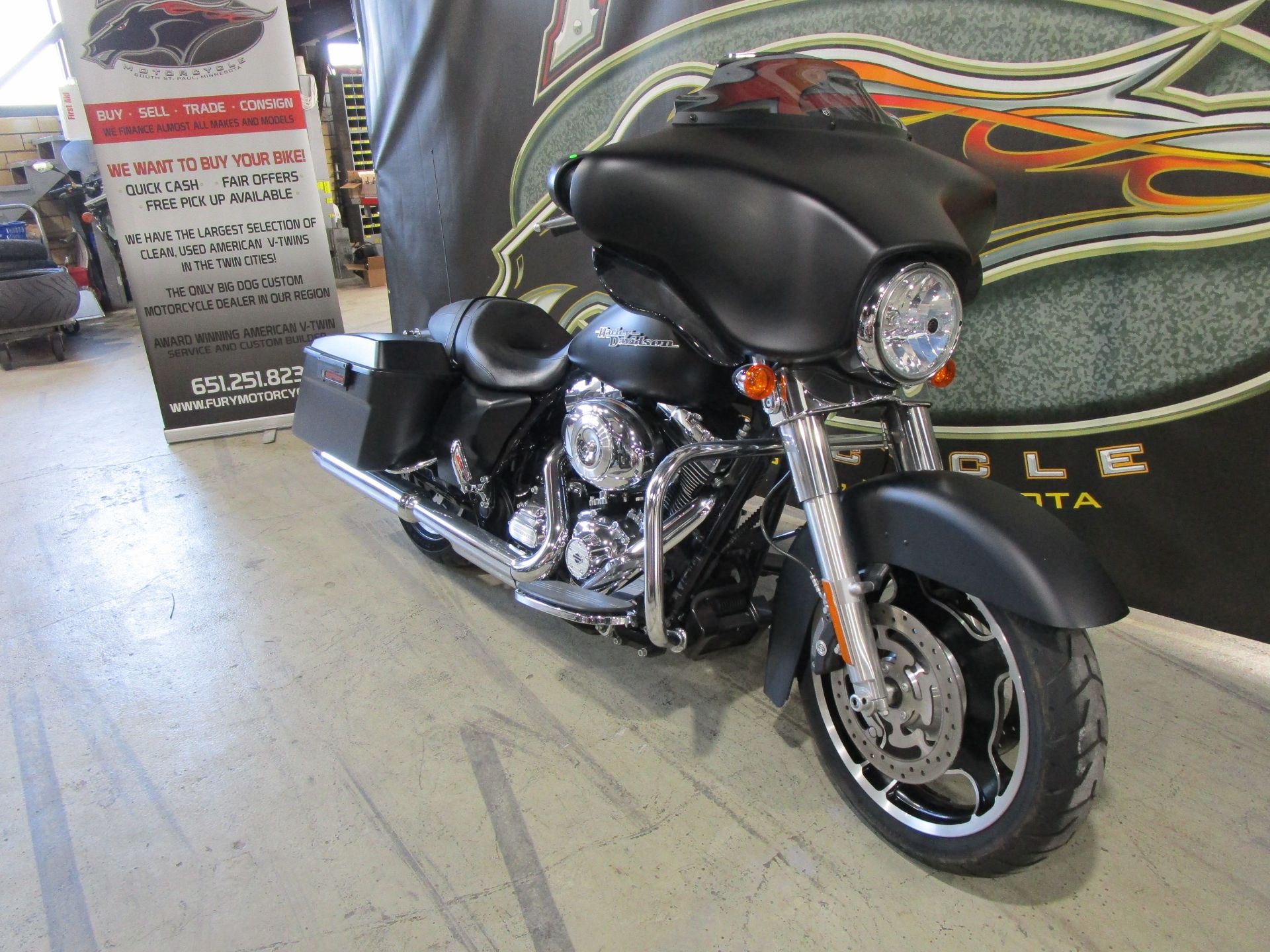 2013 Harley-Davidson Street Glide® in South Saint Paul, Minnesota - Photo 2