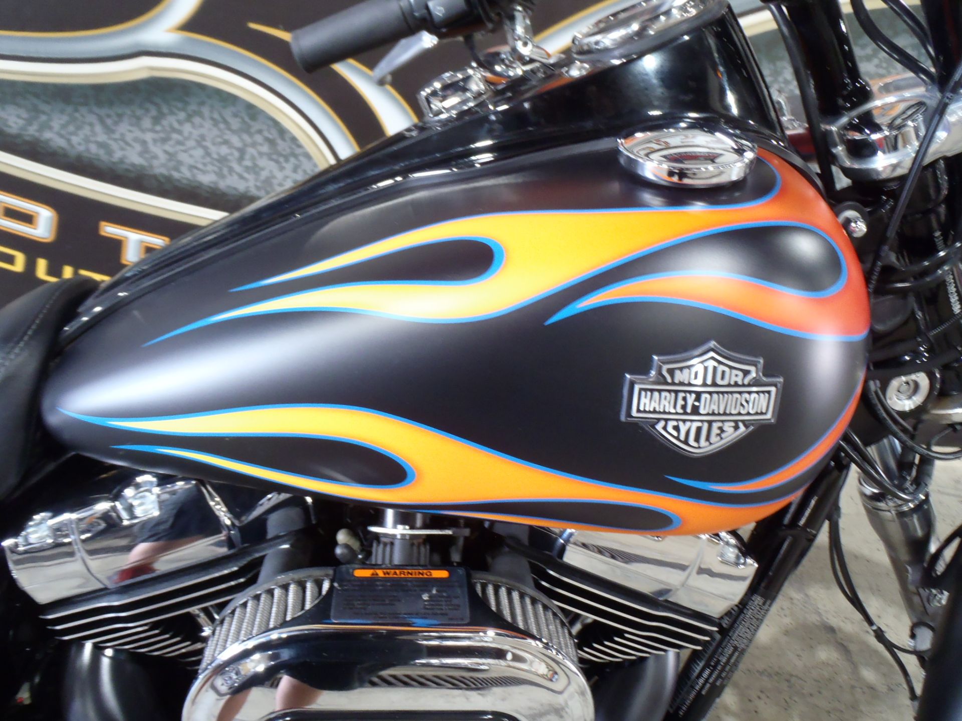 2016 Harley-Davidson Wide Glide® in South Saint Paul, Minnesota - Photo 9