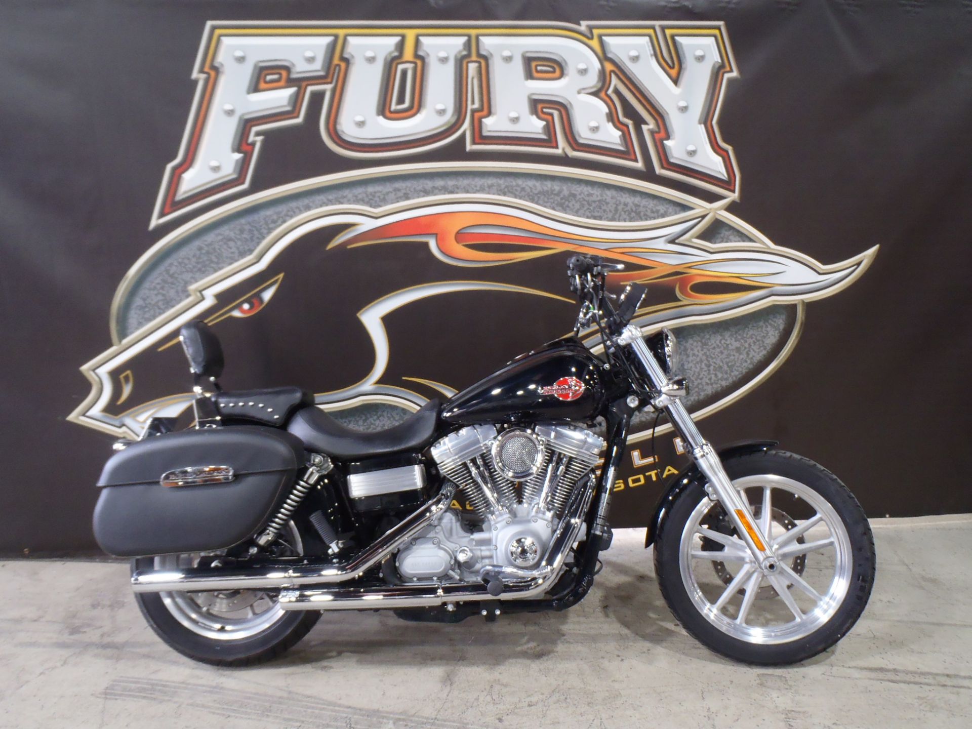 2009 Harley-Davidson Dyna Super Glide in South Saint Paul, Minnesota - Photo 1