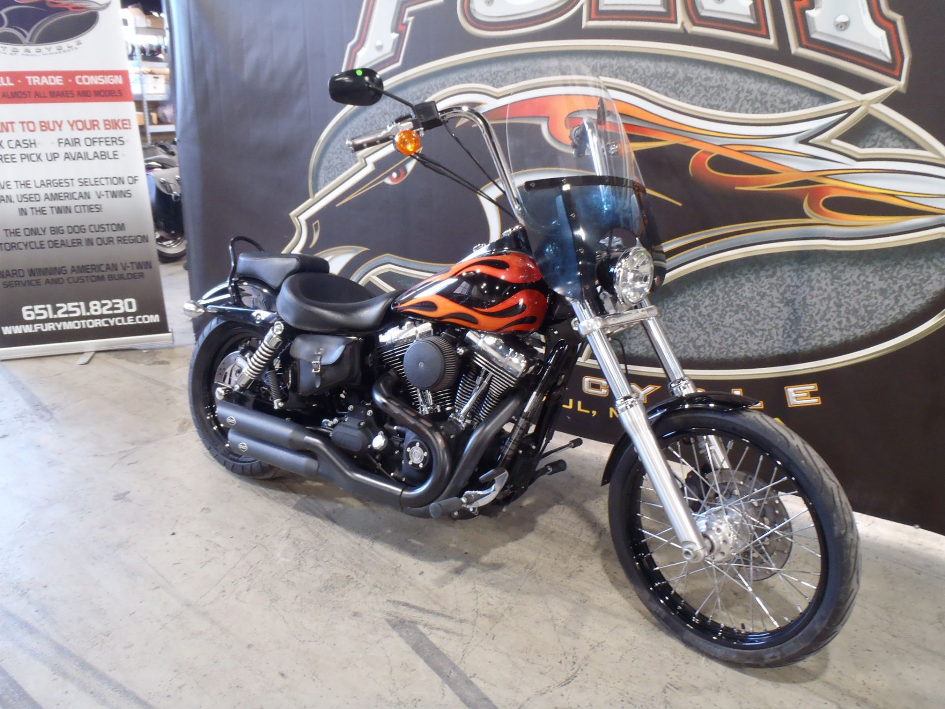 2010 Harley-Davidson Dyna® Wide Glide® in South Saint Paul, Minnesota - Photo 2