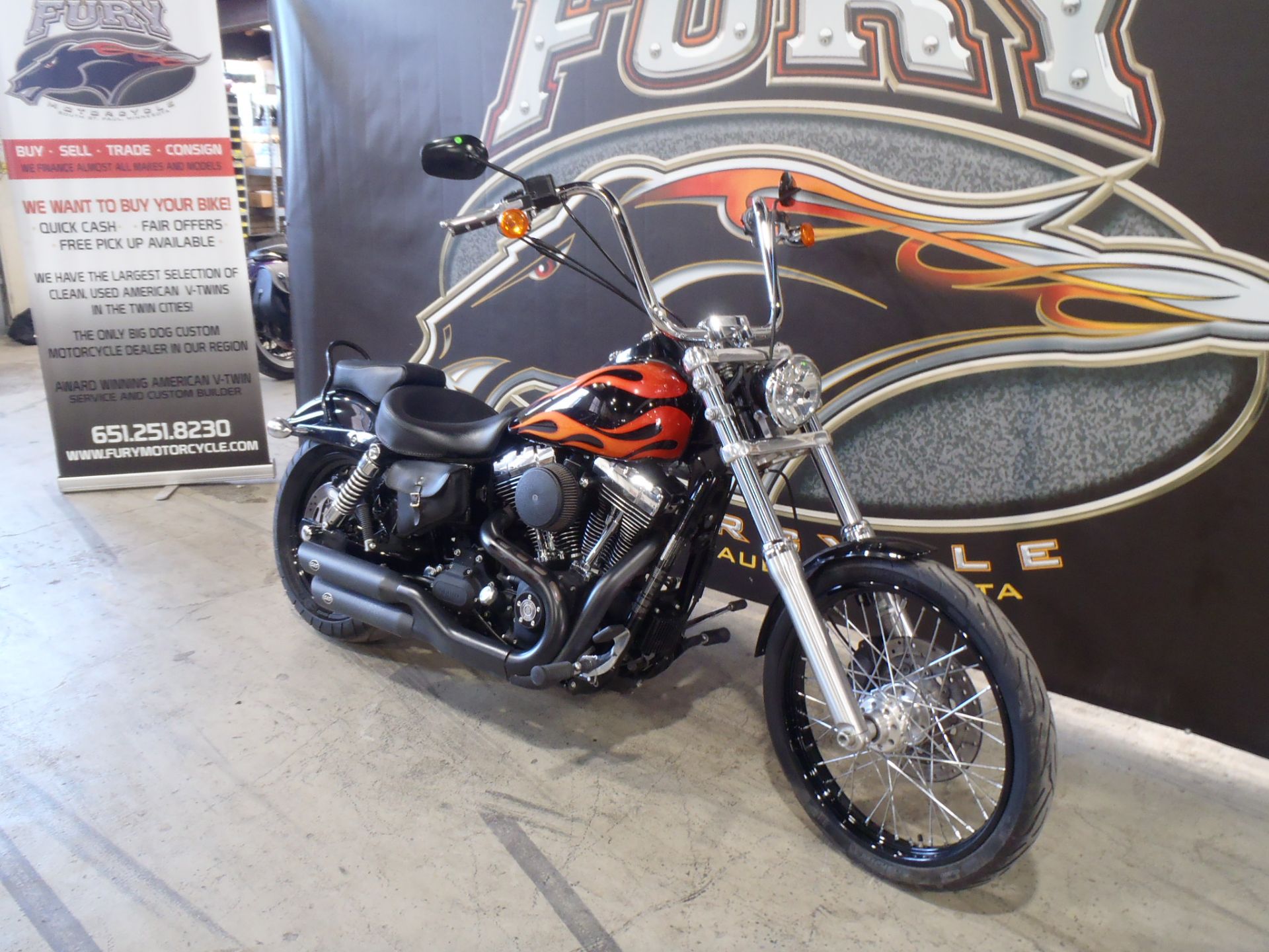 2010 Harley-Davidson Dyna® Wide Glide® in South Saint Paul, Minnesota - Photo 5