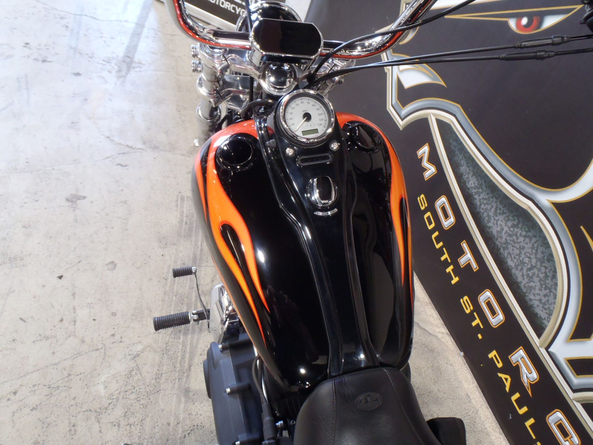 2010 Harley-Davidson Dyna® Wide Glide® in South Saint Paul, Minnesota - Photo 19