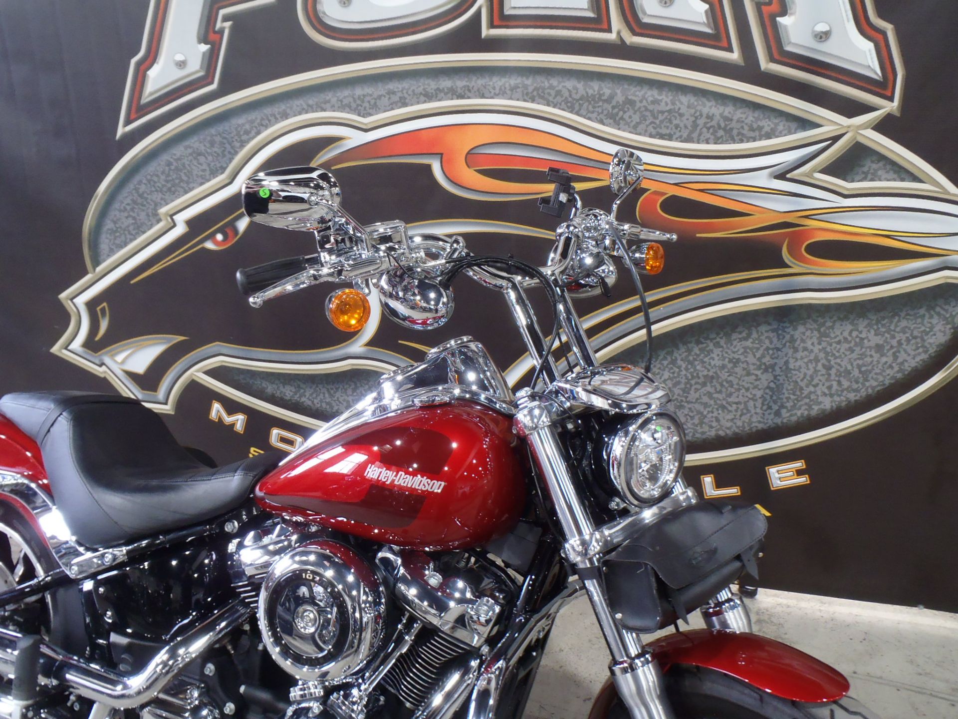 2018 Harley-Davidson Low Rider® 107 in South Saint Paul, Minnesota - Photo 10
