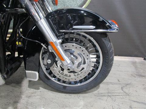 2012 Harley-Davidson Electra Glide® Ultra Limited in South Saint Paul, Minnesota - Photo 4