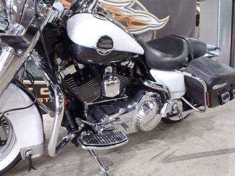 2008 Harley-Davidson Road King® Classic in South Saint Paul, Minnesota - Photo 11