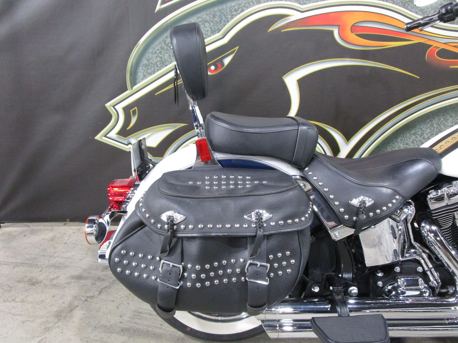 2010 Harley-Davidson Heritage Softail® Classic in South Saint Paul, Minnesota - Photo 9