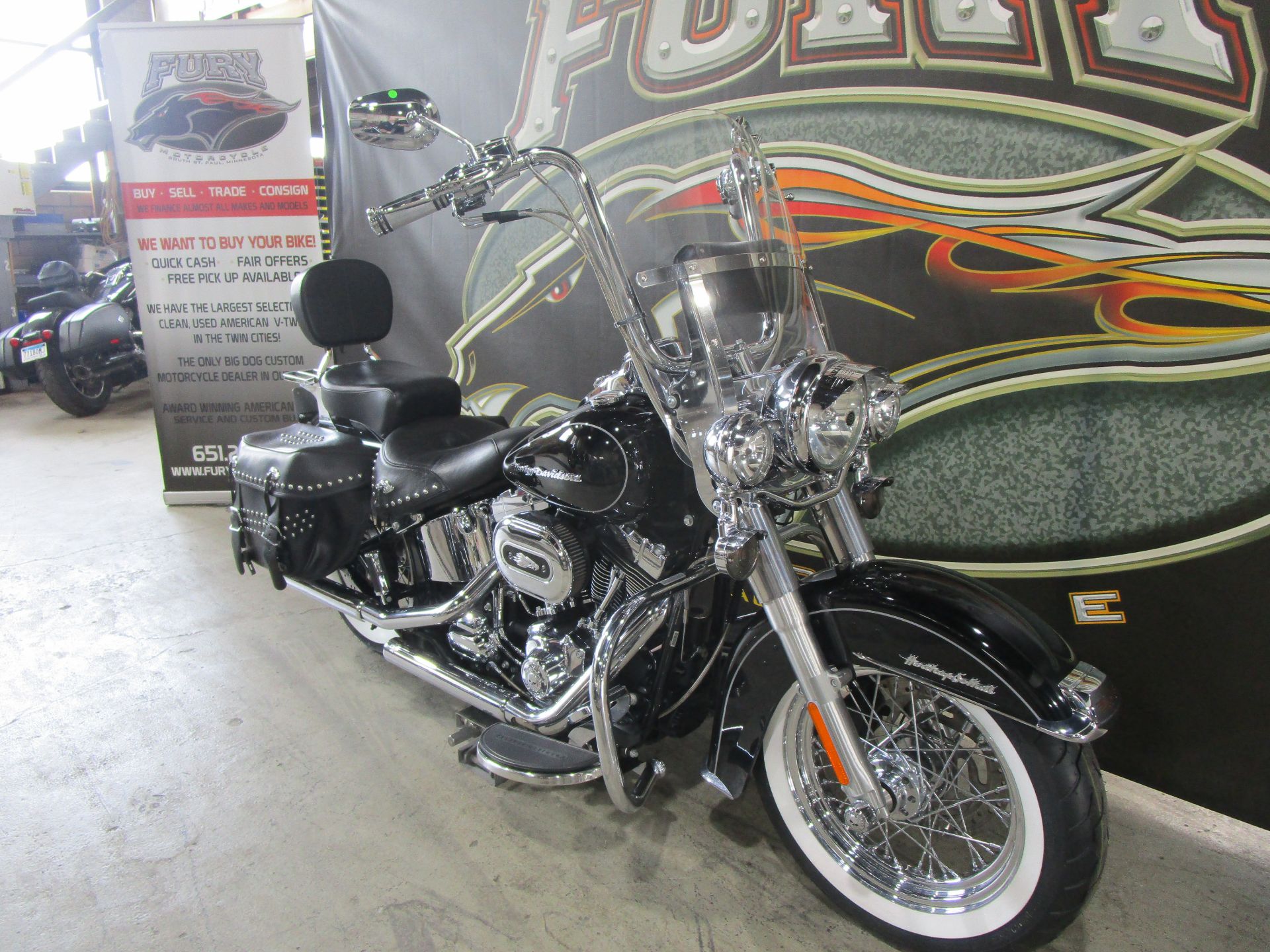 2015 Harley-Davidson Heritage Softail® Classic in South Saint Paul, Minnesota - Photo 2