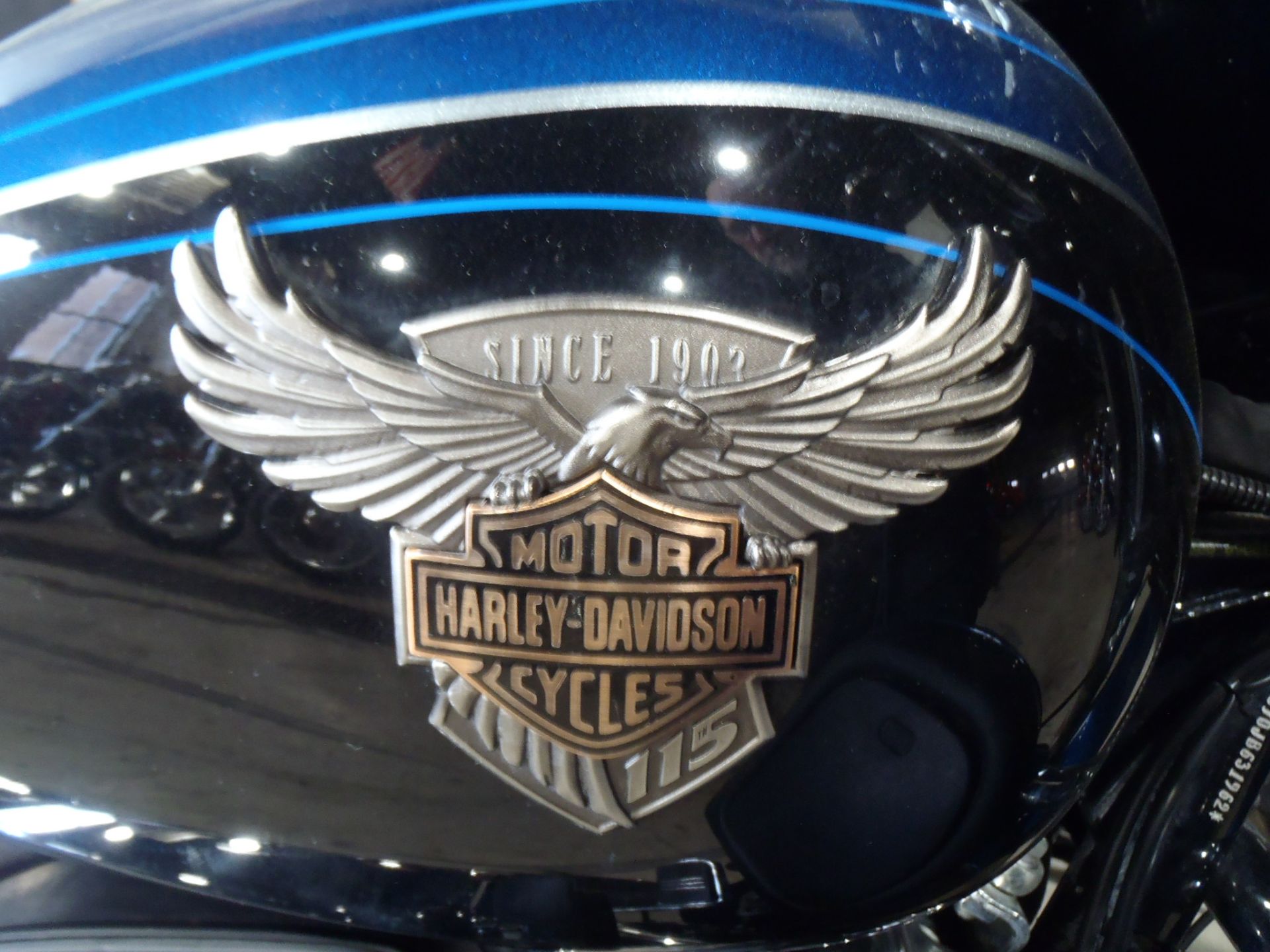 2018 Harley-Davidson 115th Anniversary Street Glide® in South Saint Paul, Minnesota - Photo 22