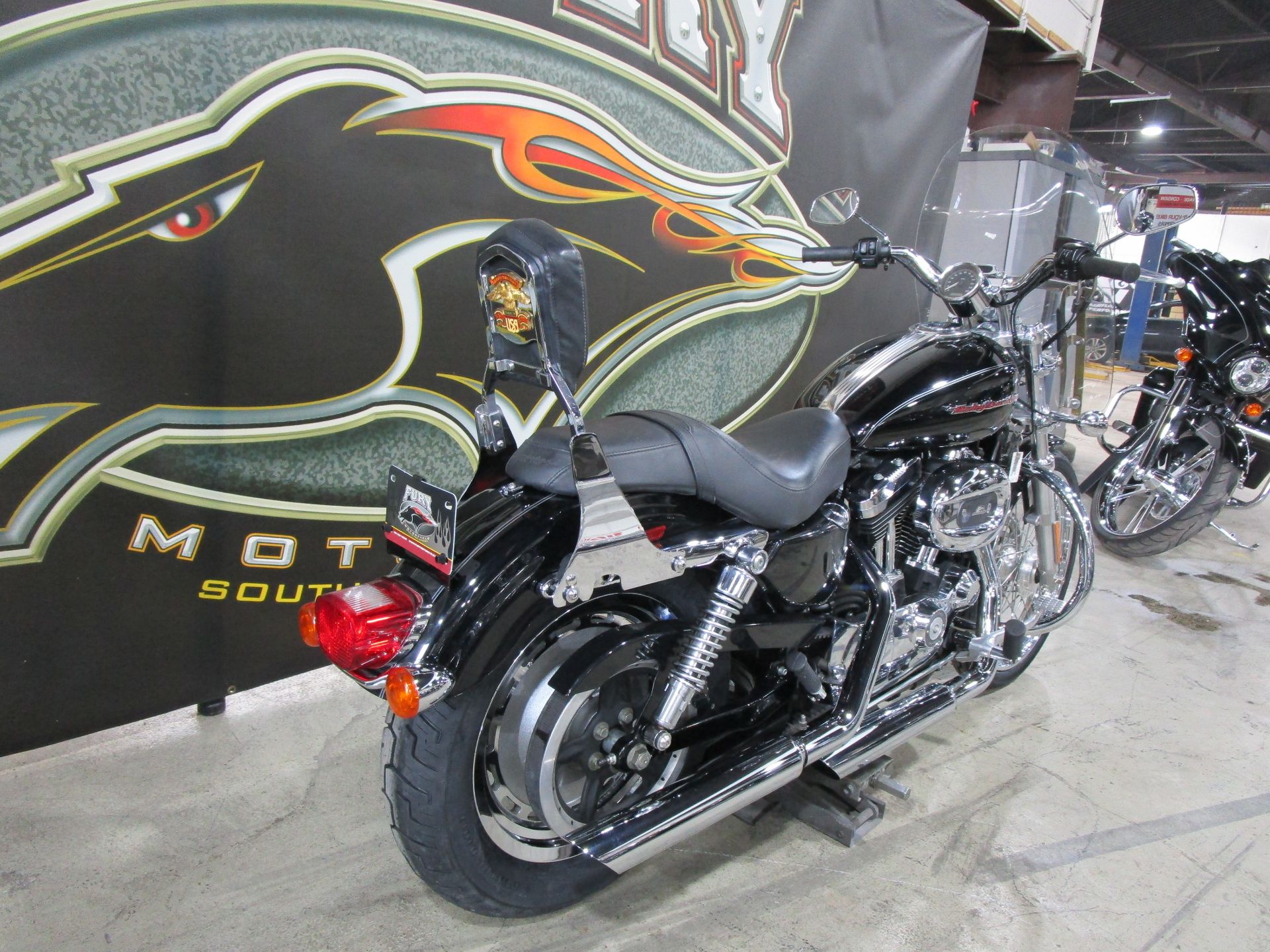 2006 Harley-Davidson Sportster® 1200 Custom in South Saint Paul, Minnesota - Photo 10