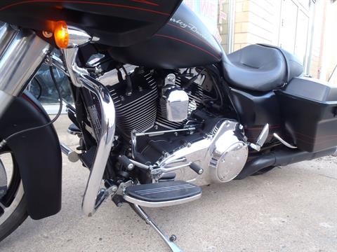 2011 Harley-Davidson Road Glide® Custom in South Saint Paul, Minnesota - Photo 15