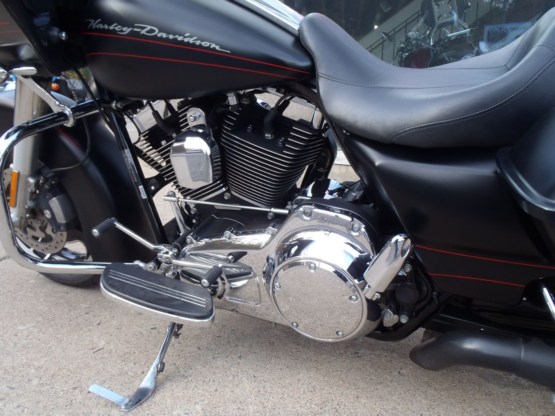 2011 Harley-Davidson Road Glide® Custom in South Saint Paul, Minnesota - Photo 16