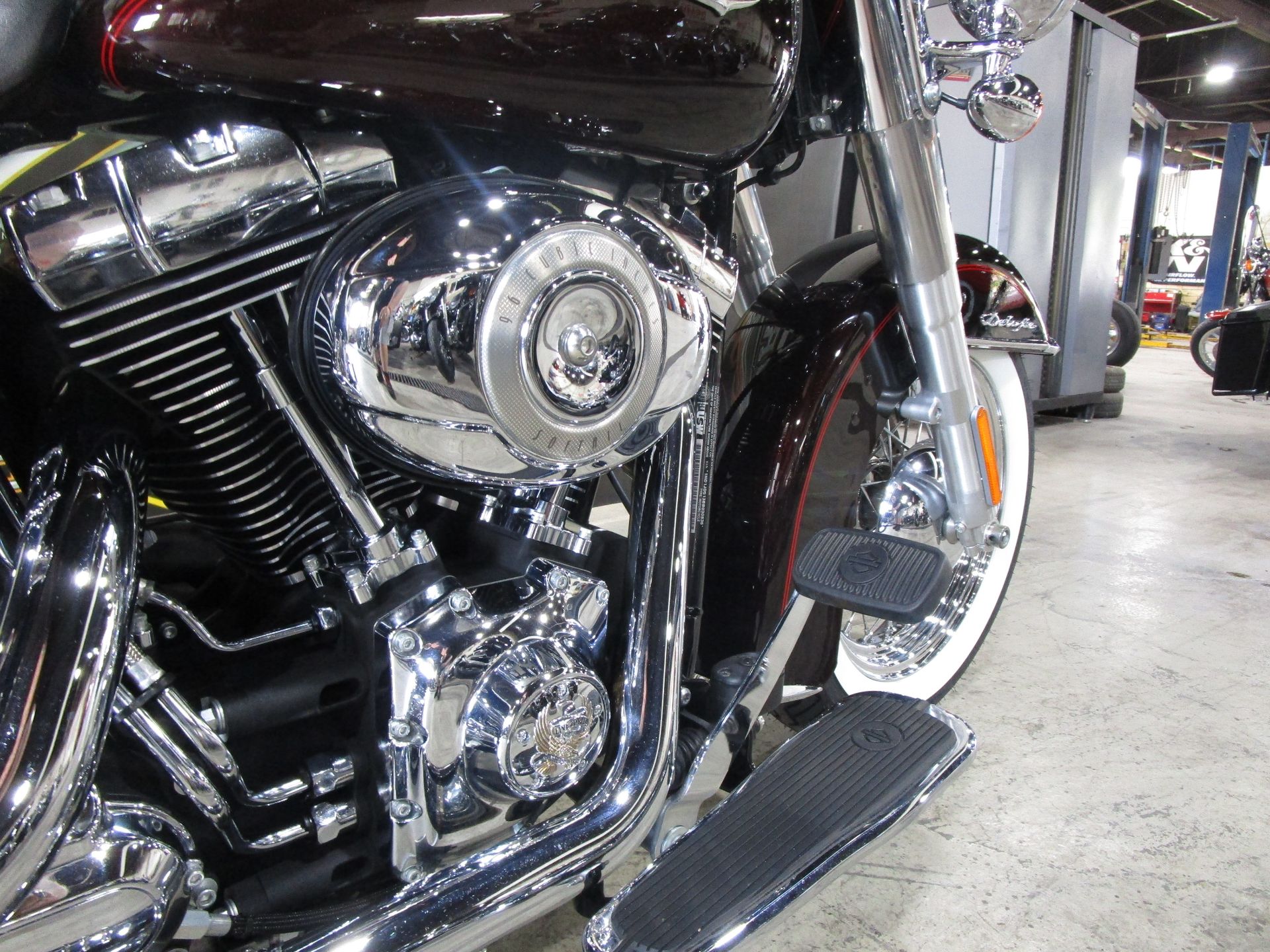 2011 Harley-Davidson Softail® Deluxe in South Saint Paul, Minnesota - Photo 8