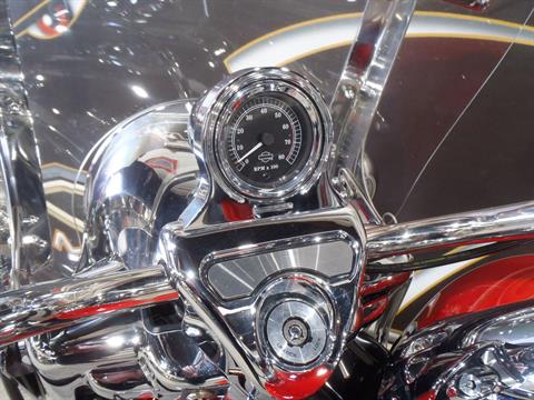 2010 Harley-Davidson Road King® in South Saint Paul, Minnesota - Photo 24