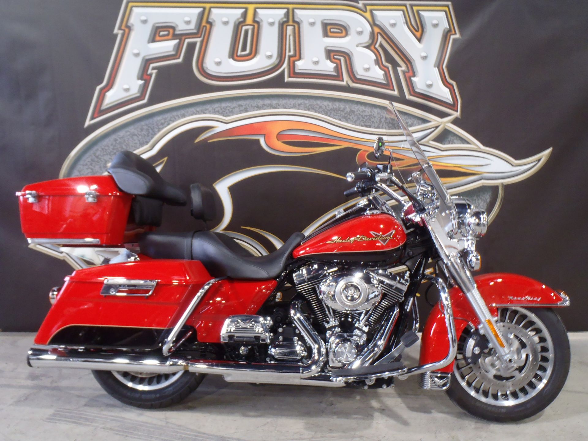 2010 Harley-Davidson Road King® in South Saint Paul, Minnesota - Photo 1