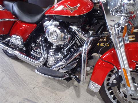 2010 Harley-Davidson Road King® in South Saint Paul, Minnesota - Photo 4