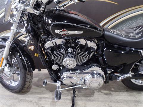 2012 Harley-Davidson Sportster® 1200 Custom in South Saint Paul, Minnesota - Photo 14
