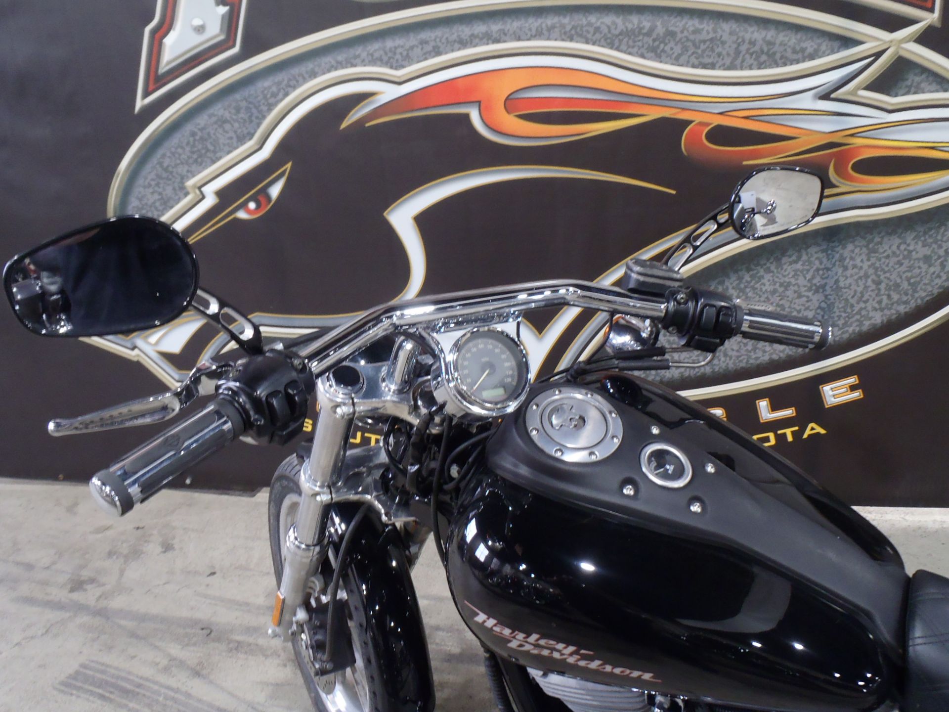 2007 Harley-Davidson Dyna® Super Glide® in South Saint Paul, Minnesota - Photo 13