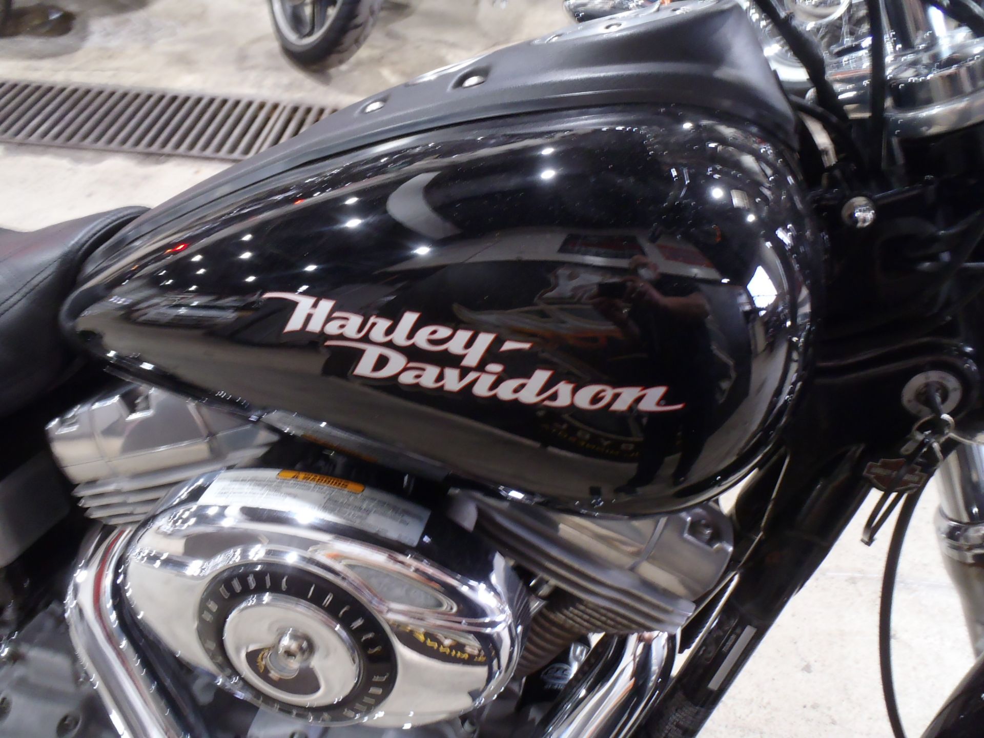 2007 Harley-Davidson Dyna® Super Glide® in South Saint Paul, Minnesota - Photo 15
