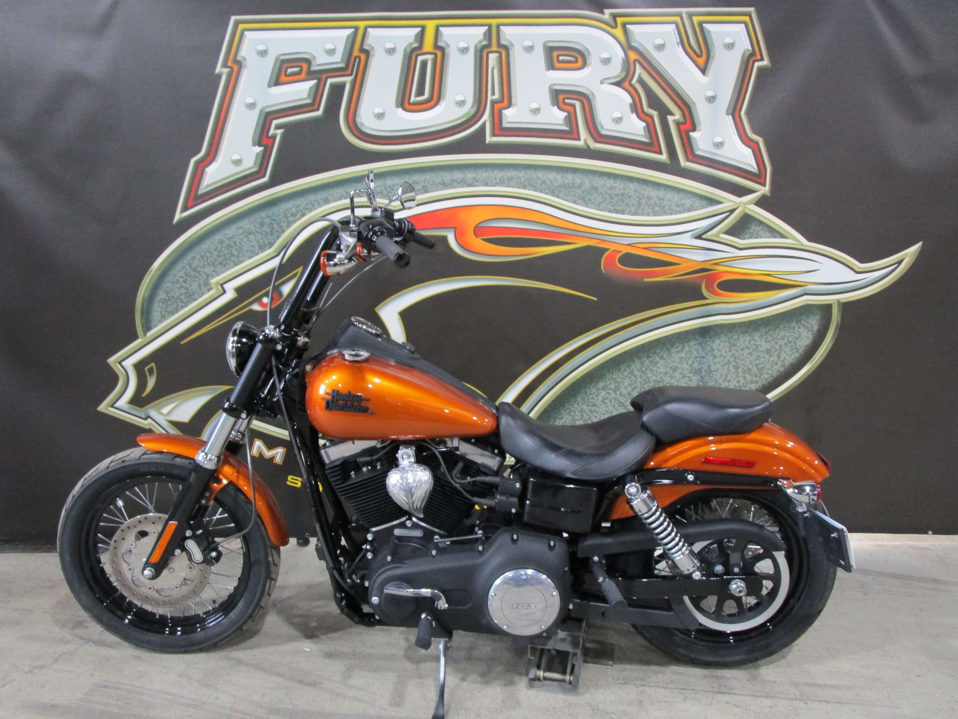 2015 Harley-Davidson Street Bob® in South Saint Paul, Minnesota - Photo 10