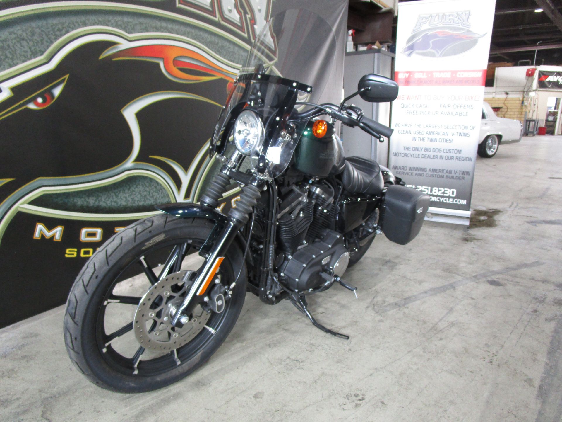 2021 Harley-Davidson Iron 883™ in South Saint Paul, Minnesota - Photo 9