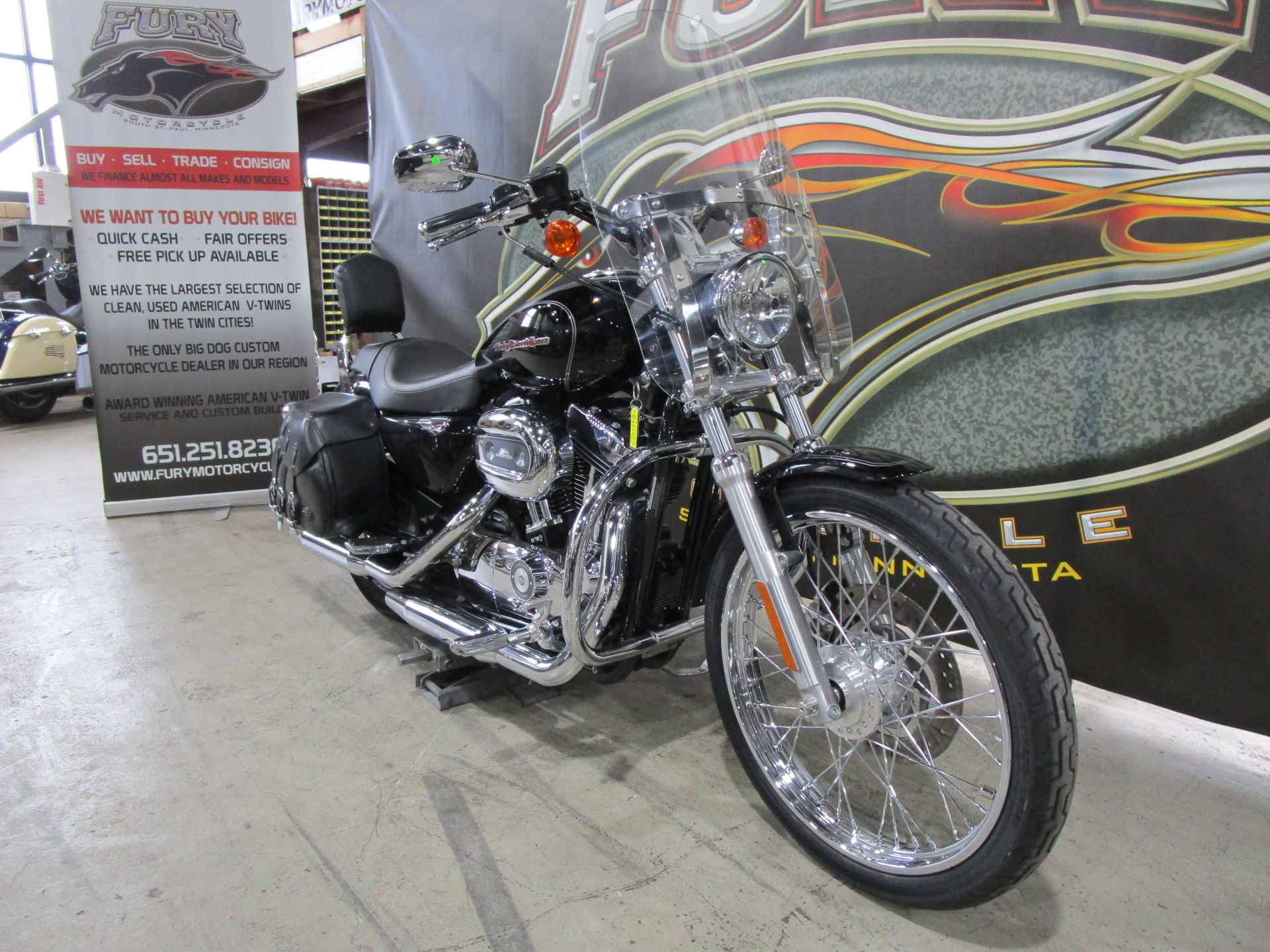 2005 Harley-Davidson Sportster® XL 1200 Custom in South Saint Paul, Minnesota - Photo 2