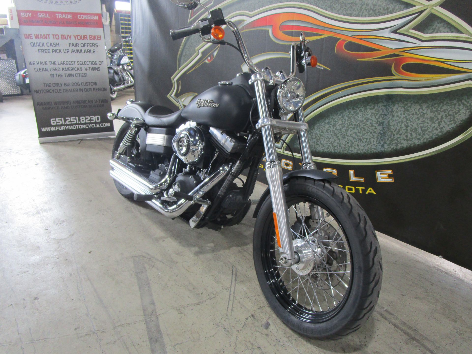 2010 Harley-Davidson Dyna® Street Bob® in South Saint Paul, Minnesota - Photo 2