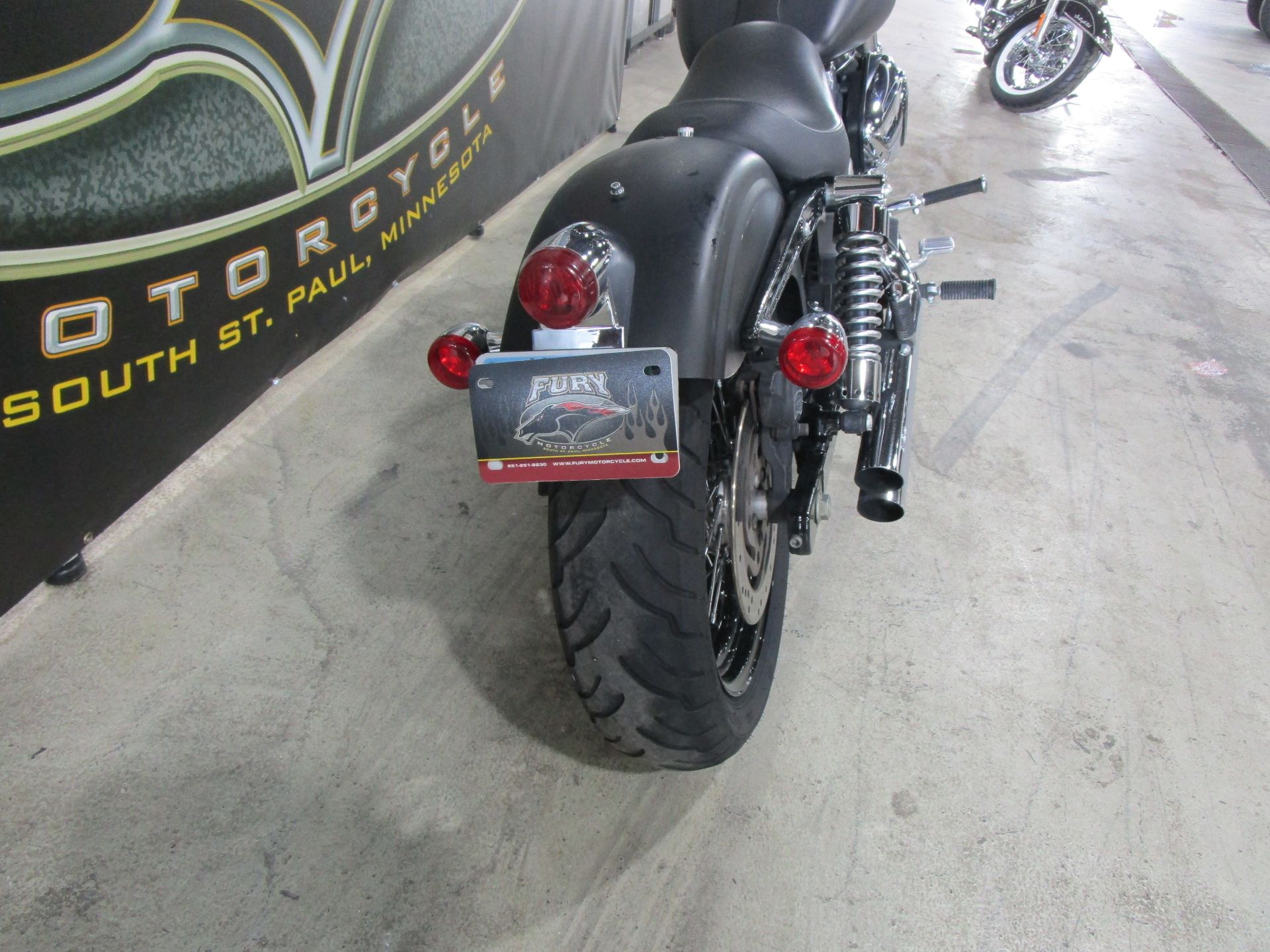 2010 Harley-Davidson Dyna® Street Bob® in South Saint Paul, Minnesota - Photo 9