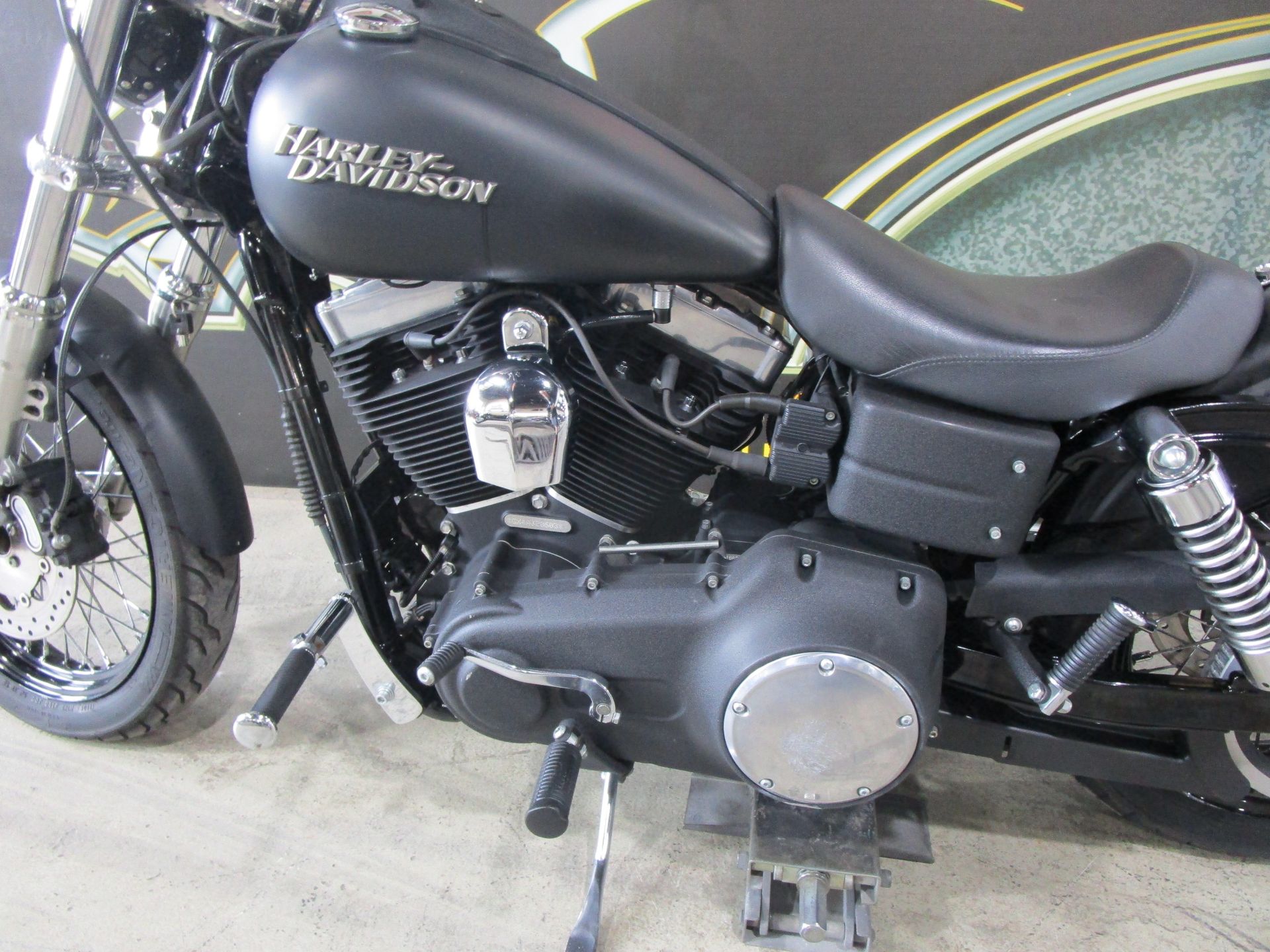 2010 Harley-Davidson Dyna® Street Bob® in South Saint Paul, Minnesota - Photo 16