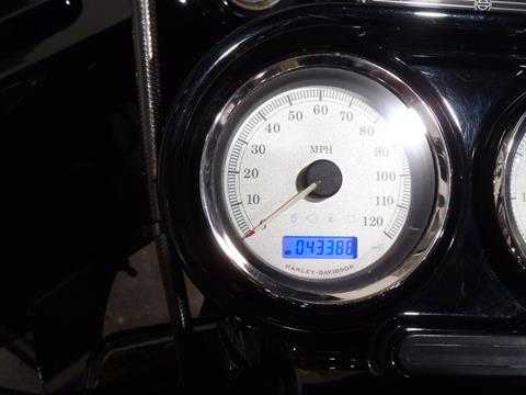 2011 Harley-Davidson Road Glide® Custom in South Saint Paul, Minnesota - Photo 18