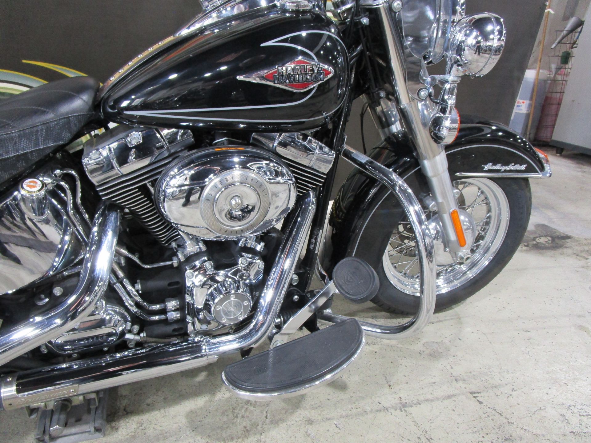 2010 Harley-Davidson Heritage Softail® Classic in South Saint Paul, Minnesota - Photo 5