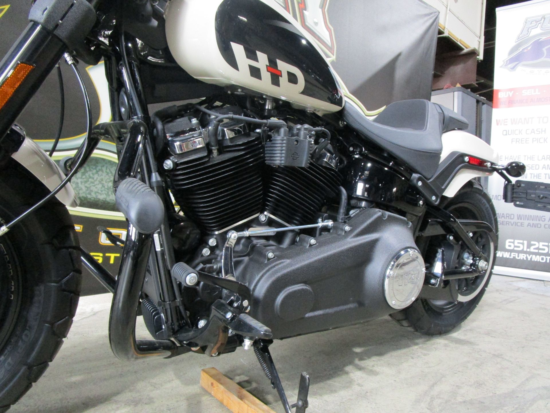 2022 Harley-Davidson Fat Bob® 114 in South Saint Paul, Minnesota - Photo 15