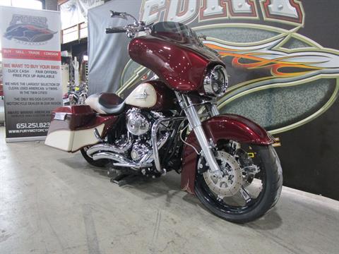 2010 Harley-Davidson Street Glide® in South Saint Paul, Minnesota - Photo 2