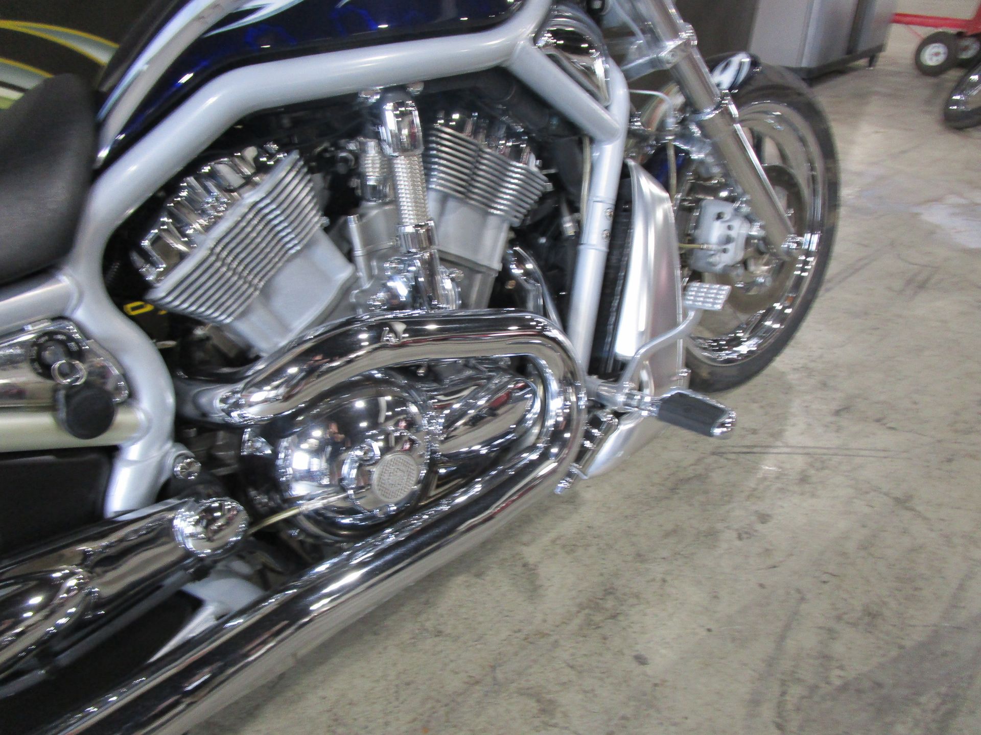 2002 Harley-Davidson VRSCA  V-Rod® in South Saint Paul, Minnesota - Photo 8