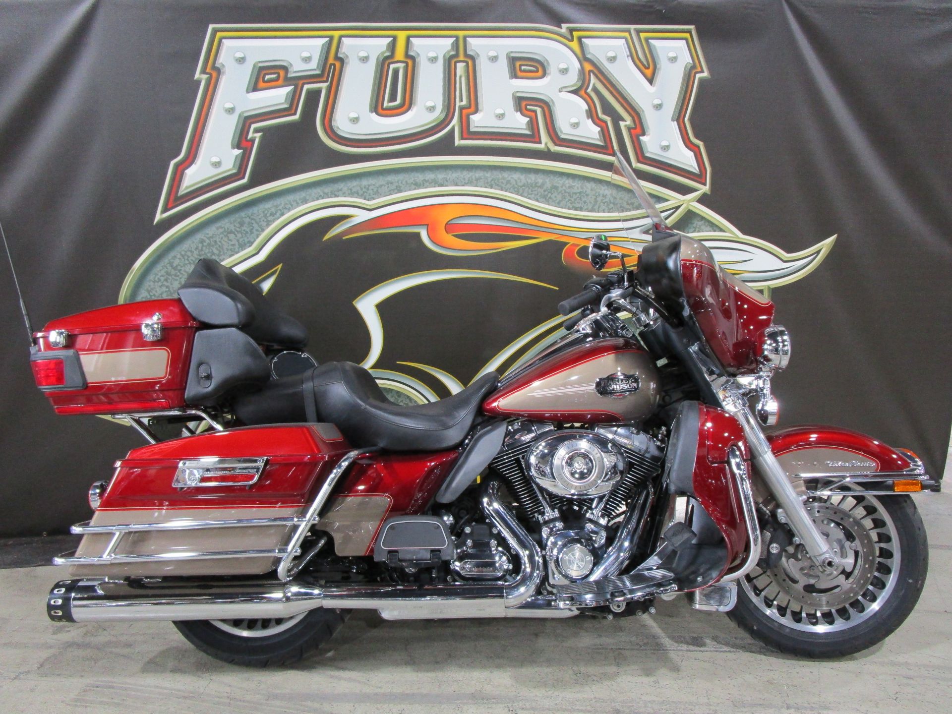 2009 Harley-Davidson Ultra Classic® Electra Glide® in South Saint Paul, Minnesota - Photo 1