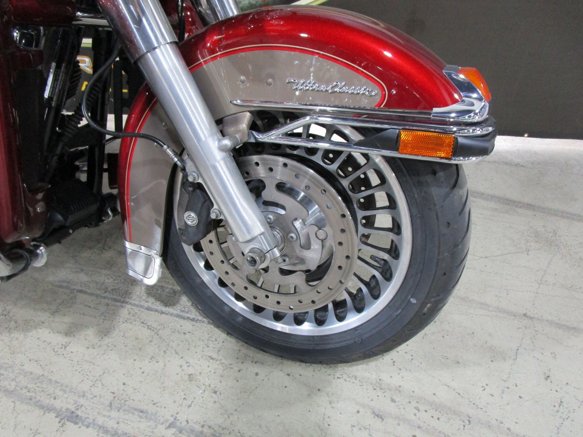 2009 Harley-Davidson Ultra Classic® Electra Glide® in South Saint Paul, Minnesota - Photo 2