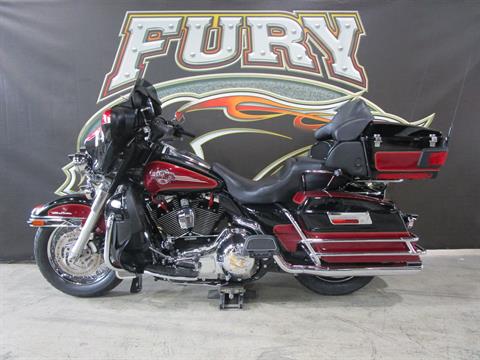 2005 Harley-Davidson FLHTCUI Ultra Classic® Electra Glide® in South Saint Paul, Minnesota - Photo 12