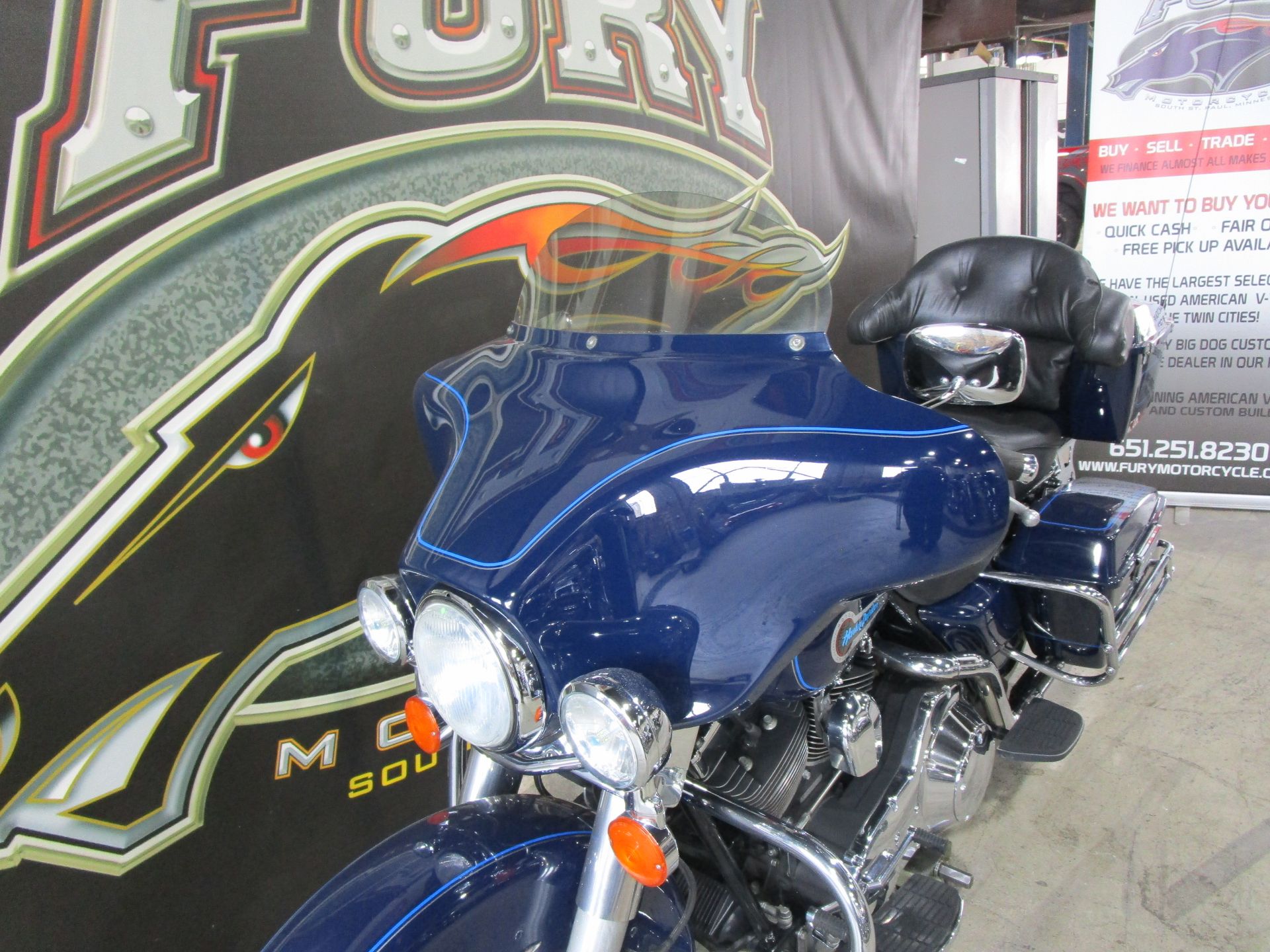 2002 Harley-Davidson FLHT Electra Glide® Standard in South Saint Paul, Minnesota - Photo 18