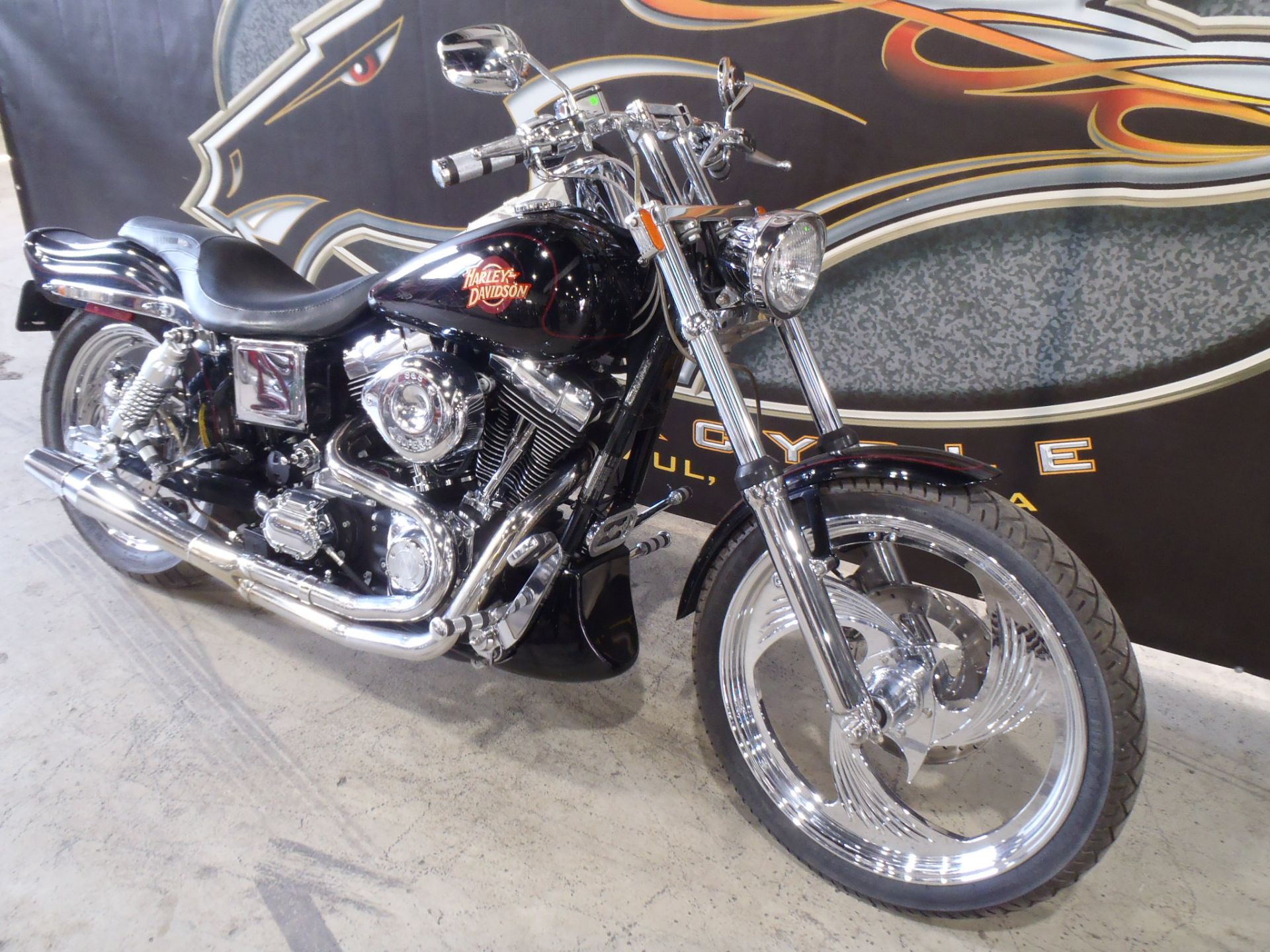 1999 Harley-Davidson FXDWG Dyna Wide Glide® in South Saint Paul, Minnesota - Photo 3