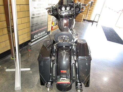2012 Harley-Davidson CVO™ Street Glide® in South Saint Paul, Minnesota - Photo 18
