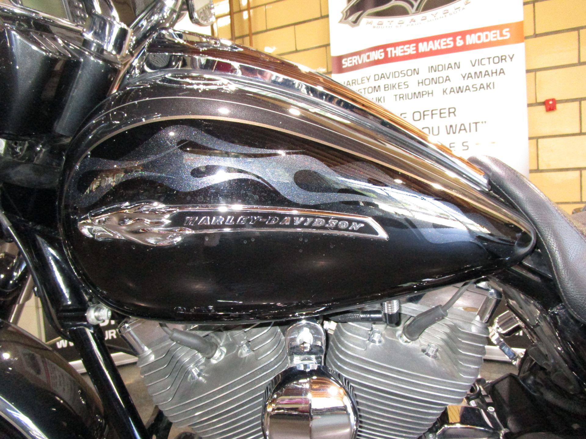2012 Harley-Davidson CVO™ Street Glide® in South Saint Paul, Minnesota - Photo 22