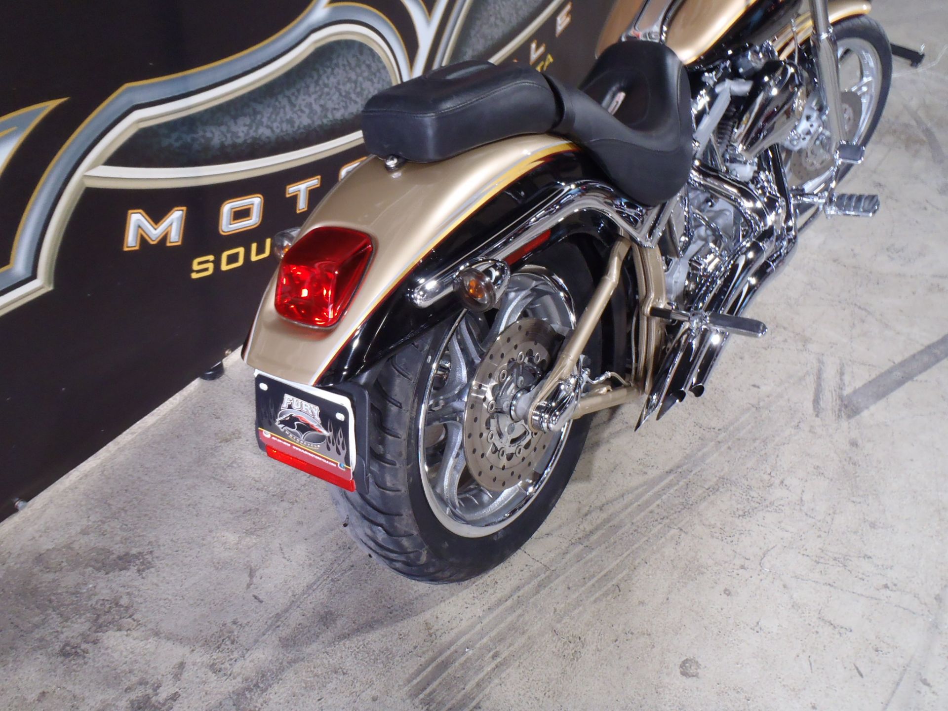 2003 Harley-Davidson Screamin' Eagle® Deuce™ in South Saint Paul, Minnesota - Photo 7