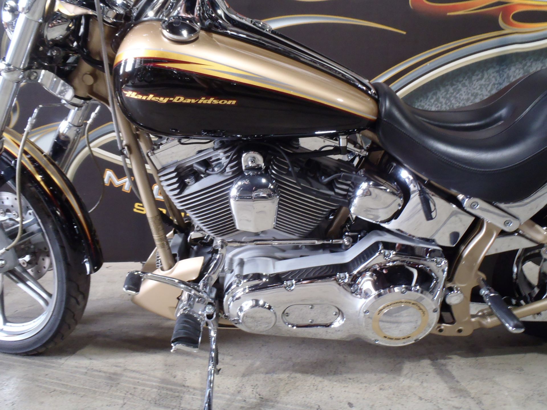 2003 Harley-Davidson Screamin' Eagle® Deuce™ in South Saint Paul, Minnesota - Photo 13