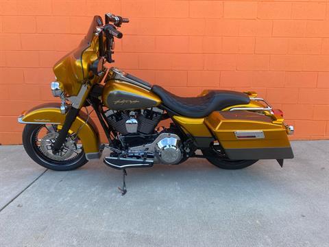 2000 Harley-Davidson FLHTCUI Ultra Classic® Electra Glide® in Fredericksburg, Virginia - Photo 2