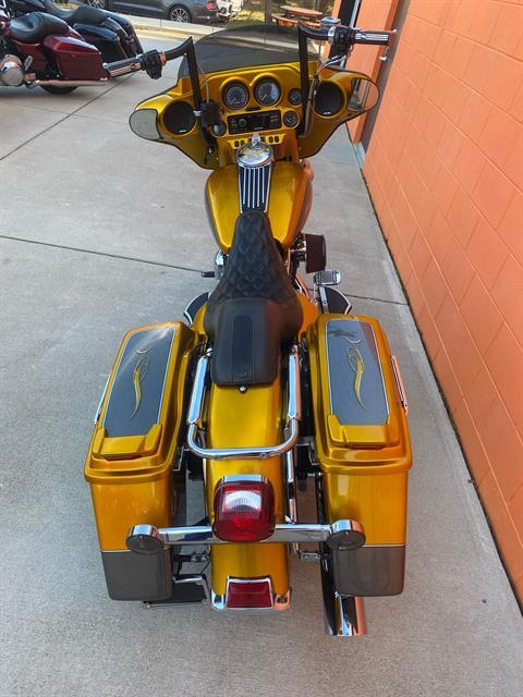 2000 Harley-Davidson FLHTCUI Ultra Classic® Electra Glide® in Fredericksburg, Virginia - Photo 8