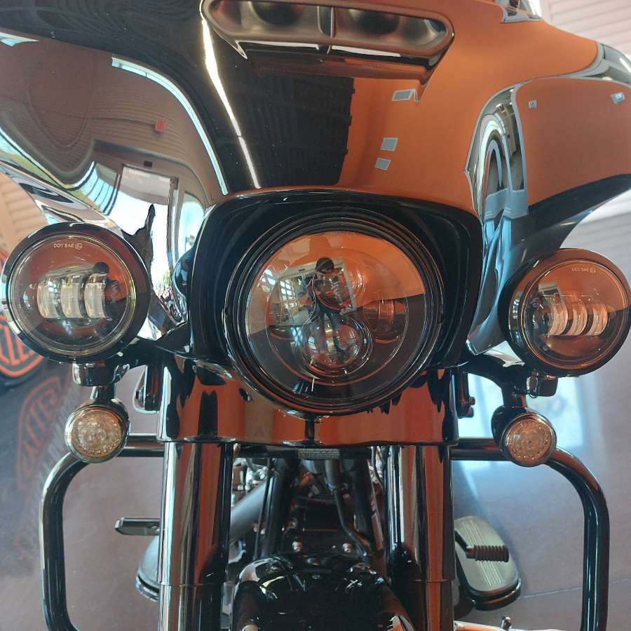 2018 Harley-Davidson Street Glide® Special in Fredericksburg, Virginia - Photo 12