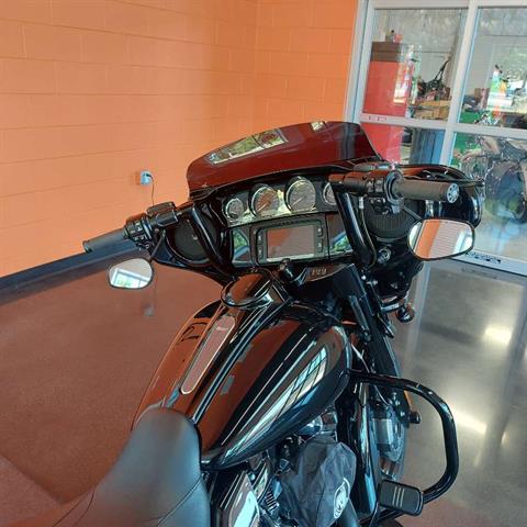 2018 Harley-Davidson Street Glide® Special in Fredericksburg, Virginia - Photo 13
