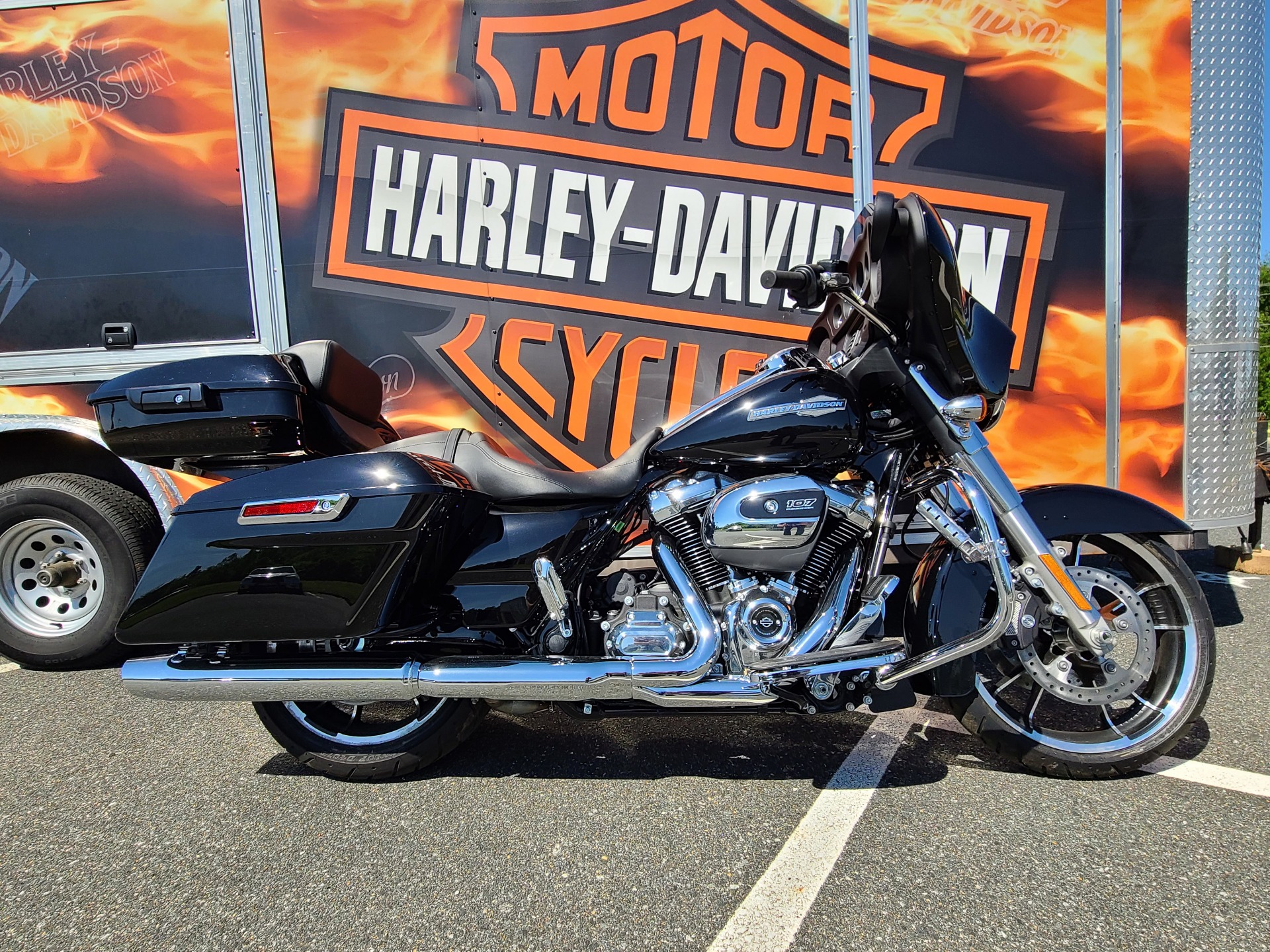 2021 Harley-Davidson Street Glide® in Fredericksburg, Virginia - Photo 1