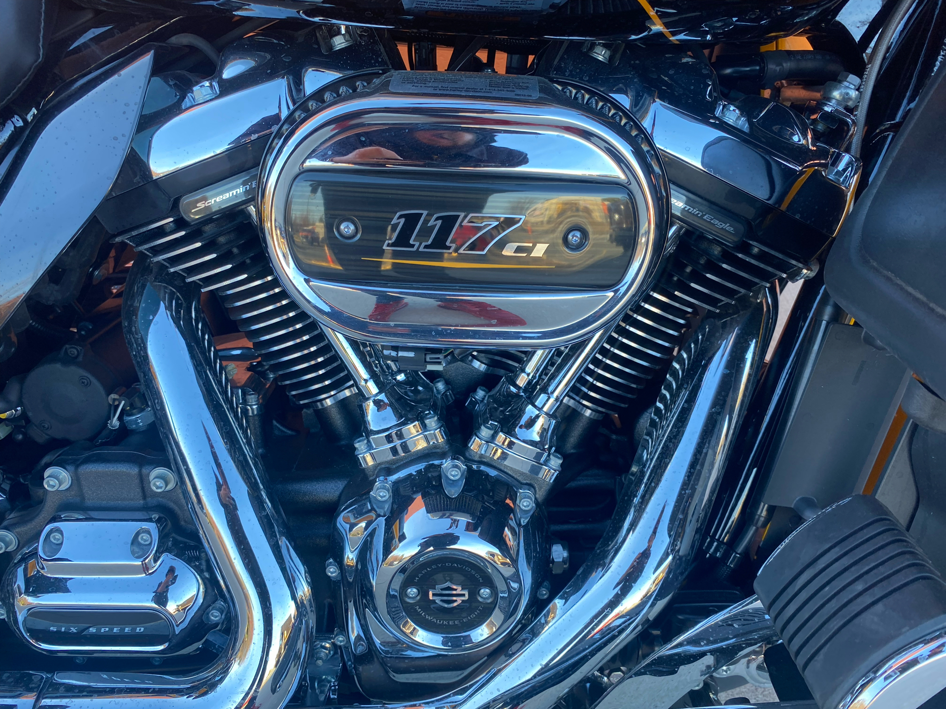 2022 Harley-Davidson CVO ROAD GLIDE LIMITED in Fredericksburg, Virginia - Photo 9